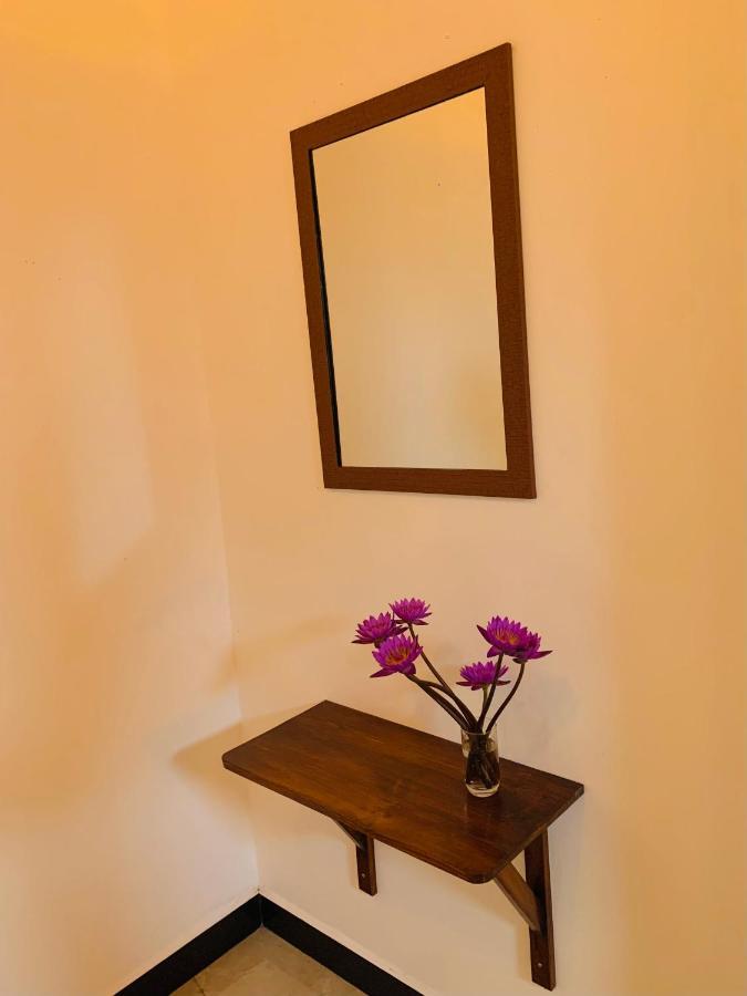 Art House Otel Dikwella Dış mekan fotoğraf