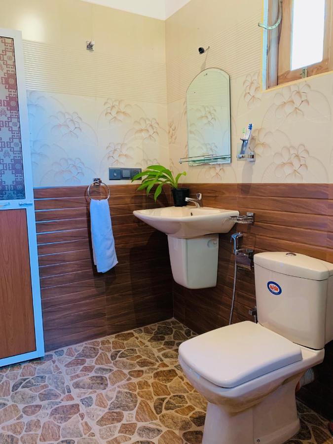 Art House Otel Dikwella Dış mekan fotoğraf