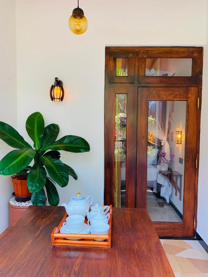 Art House Otel Dikwella Dış mekan fotoğraf