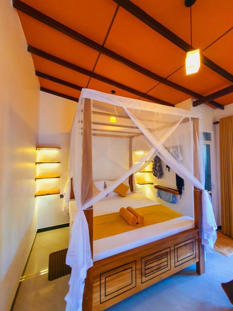 Art House Otel Dikwella Dış mekan fotoğraf