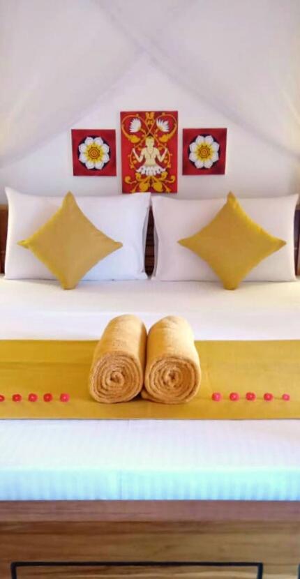Art House Otel Dikwella Dış mekan fotoğraf